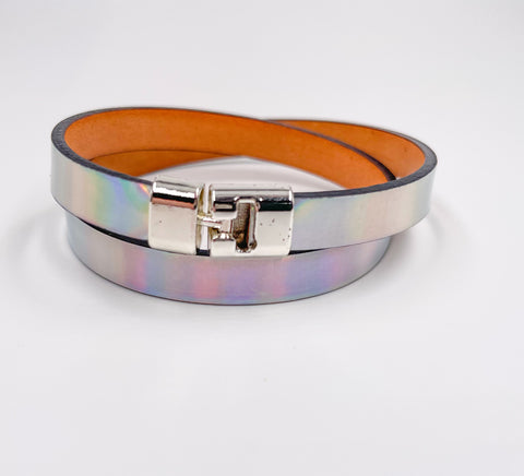 SALE Double T-Bar Bracelet Metallic Silver hologram Leather ONE-SIZE